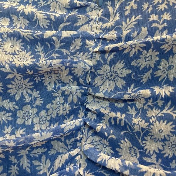 ZARA Blue and White Chiffon Mini skirt - Picture 3 of 6